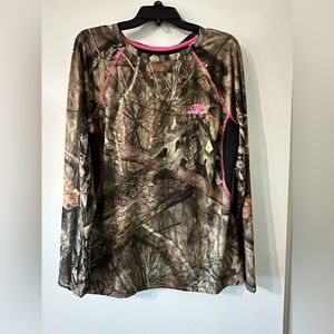 Mossy Oak Ladies long sleeve shirt! Size XXL